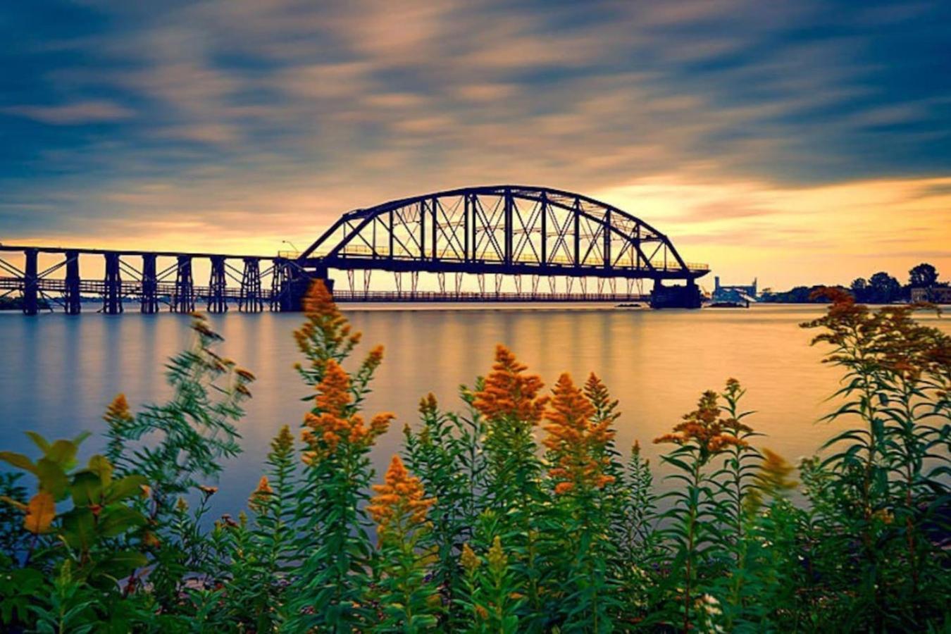 Quiet Convenient Pvt Room In Shared Home Perfect For Travelers Плимът Екстериор снимка